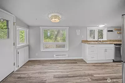 1251 S 230th Street, Des Moines, WA 98198 - Photo 11