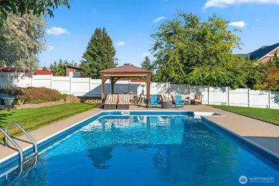 3110 SE 1st St, East Wenatchee, WA 98802 - Photo 9