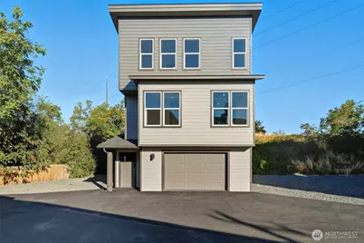 817 Lewis Street, Walla Walla, WA 99362 - Photo 1