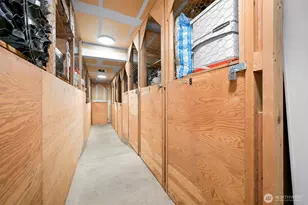 600 S State St, Bellingham, WA 98225 - Photo 31