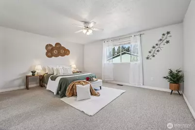 14713 116th Ave Court E, Puyallup, WA 98374 - Photo 17