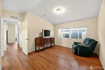 3433 S 182nd St, SeaTac, WA 98188 - Photo 9