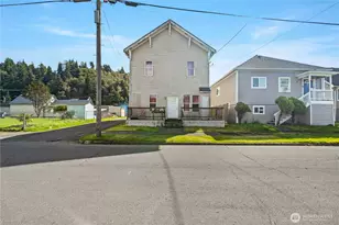 1117 E 1st St, Aberdeen, WA 98520 - Photo 1