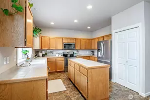 9311 Lewis Dr NE, Lacey, WA 98516 - Photo 9