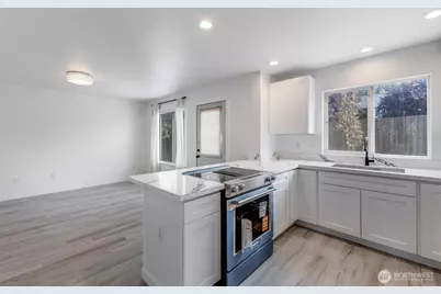 20201 13th Street Ct E, Spanaway, WA 98387 - Photo 3