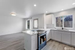 20201 13th Street Ct E, Spanaway, WA 98387 - Photo 3