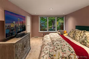 8622 NE 10th St, Medina, WA 98039 - Photo 21