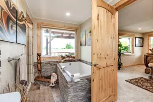 36510 Mountain Hwy E, Eatonville, WA 98328 - Photo 17