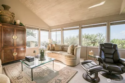 300 Beacon Hill Drive, Hoquiam, WA 98550 - Photo 17