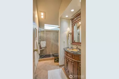 300 Beacon Hill Drive, Hoquiam, WA 98550 - Photo 27