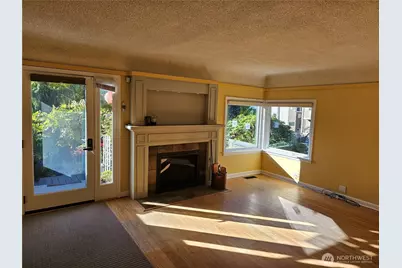 2822 Prosch Avenue W, Seattle, WA 98119 - Photo 11