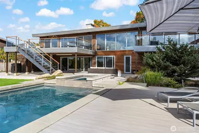 9135 NE 19th St, Clyde Hill, WA 98004 - Photo 1