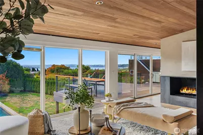 9135 NE 19th St, Clyde Hill, WA 98004 - Photo 5