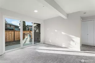 12600 57th Ave S, Seattle, WA 98178 - Photo 9