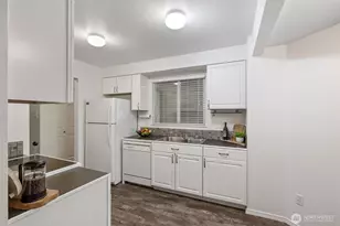 8705 1st Pl NE, Lake Stevens, WA 98258 - Photo 15