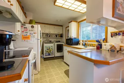 531 Collins Street, Forks, WA 98331 - Photo 7