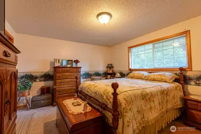 531 Collins Street, Forks, WA 98331 - Photo 13