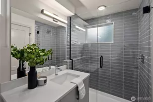 922 B N 35th St, Seattle, WA 98103 - Photo 25