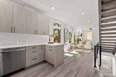 922 B N 35th Street, Seattle, WA 98103 - Photo 17