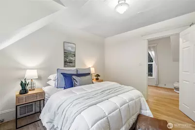 1008 E Denny Way, Seattle, WA 98122 - Photo 21