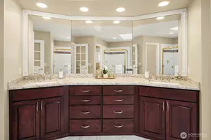 27131 SE 25th Pl, Sammamish, WA 98075 - Photo 23