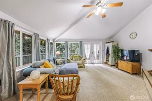 422 Sudden Valley Dr, Bellingham, WA 98229 - Photo 9