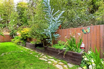 2430 Puget Sound Boulevard, Bremerton, WA 98312 - Photo 29