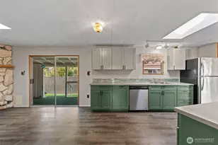 1608 N Western Ave, Wenatchee, WA 98801 - Photo 9