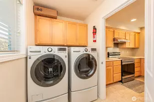 947 E Cedar St, Sequim, WA 98382 - Photo 11