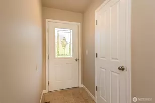 947 E Cedar St, Sequim, WA 98382 - Photo 3