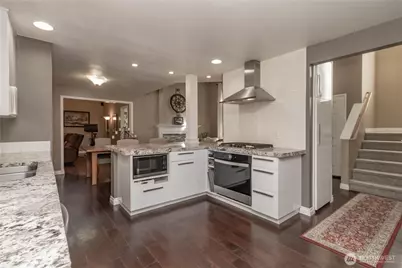 9002 65th Avenue E, Puyallup, WA 98371 - Photo 11