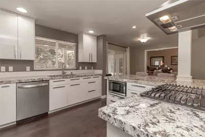 9002 65th Avenue E, Puyallup, WA 98371 - Photo 7