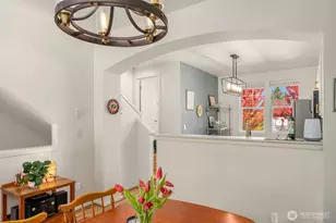 3737 S Holly Park Dr, Seattle, WA 98118 - Photo 11