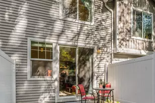 3737 S Holly Park Dr, Seattle, WA 98118 - Photo 25