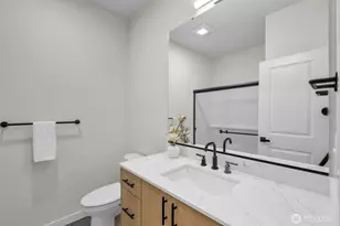 15613 Admiralty Way, Lynnwood, WA 98087 - Photo 17