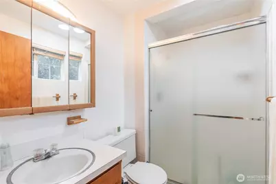 11642 SE 323rd Place, Auburn, WA 98092 - Photo 15