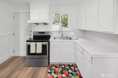 2305 24th Avenue S, Seattle, WA 98144 - Photo 7