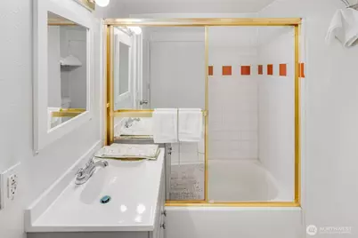 2305 24th Avenue S, Seattle, WA 98144 - Photo 23