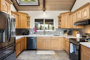 170 E Camus Dr, Shelton, WA 98584 - Photo 17