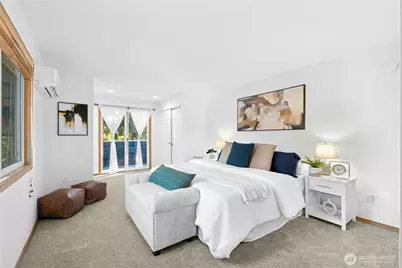 14348 Wallingford Avenue N, Seattle, WA 98133 - Photo 15