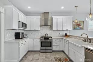 3406 W 2nd St, Anacortes, WA 98221 - Photo 15