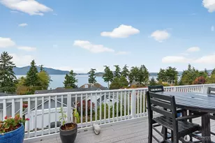 3406 W 2nd St, Anacortes, WA 98221 - Photo 11