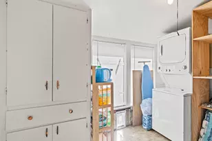 817 W 13th St, Port Angeles, WA 98363 - Photo 17