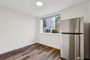 5259 Brooklyn Ave NE, Seattle, WA 98105 - Photo 9