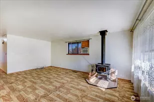 1025 E 53rd St, Tacoma, WA 98404 - Photo 3