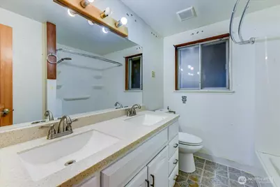 1025 E 53rd Street, Tacoma, WA 98404 - Photo 9