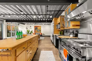 1310 E Union St, Seattle, WA 98122 - Photo 11