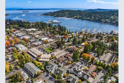 144 Hall Brothers Loop NW #101, Bainbridge Island, WA 98110 - Photo 3