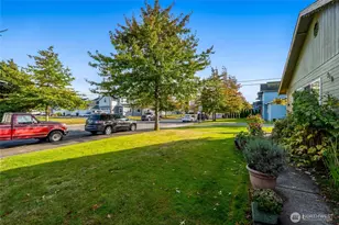 319 6th St, Blaine, WA 98230 - Photo 23