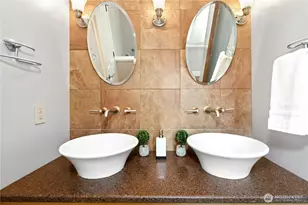 15865 Northup Way, Bellevue, WA 98008 - Photo 25